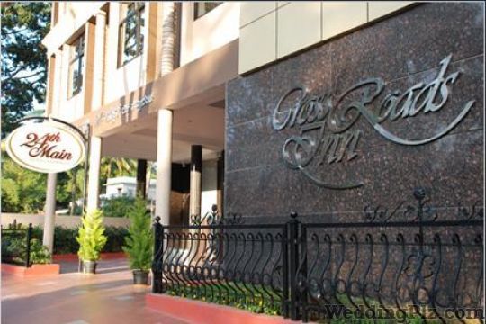 Cross Roads Inn Hotels weddingplz
