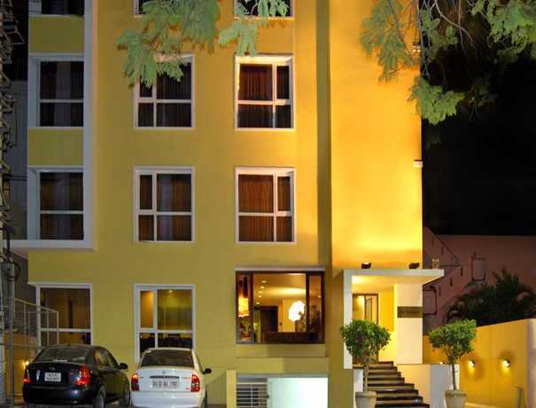 Justa Hotel Hotels weddingplz