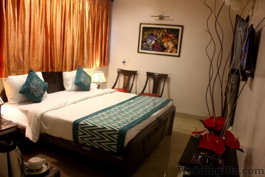 21 Milestone Hotel and Resort Hotels weddingplz