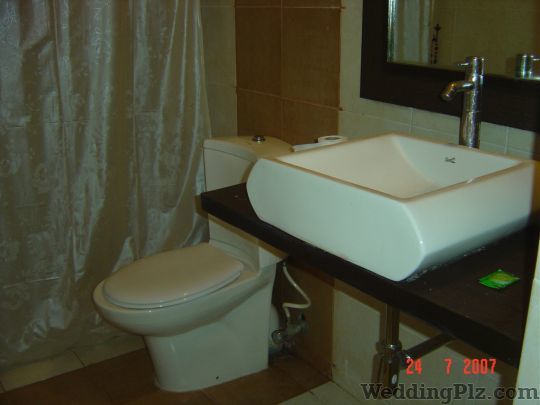 Transit Hotel Hotels weddingplz