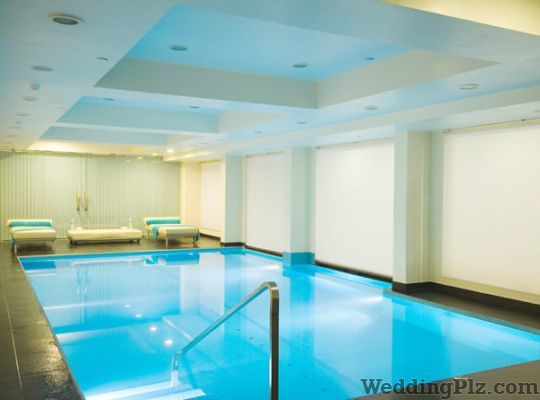 Avalon Courtyard Hotels weddingplz