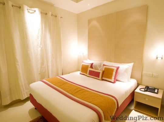 Avalon Courtyard Hotels weddingplz