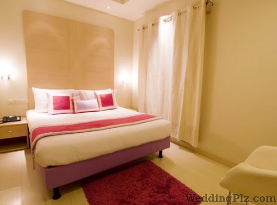 Avalon Courtyard Hotels weddingplz