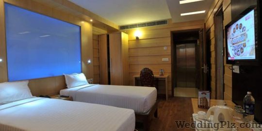 Emarald Hotel and Resorts Hotels weddingplz