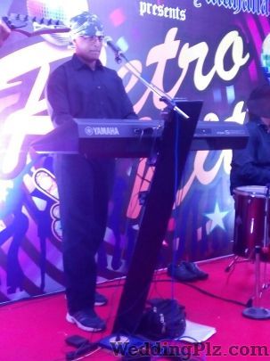 Muzik Machine Pop Band Bands weddingplz