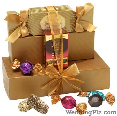 Navratna Enterprises Invitation Cards weddingplz