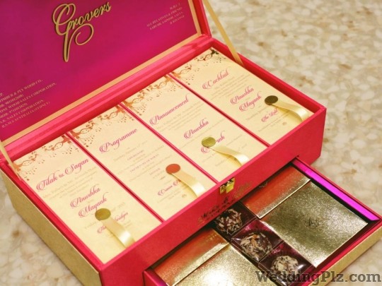 VWI The Iconic Mark Invitation Cards weddingplz