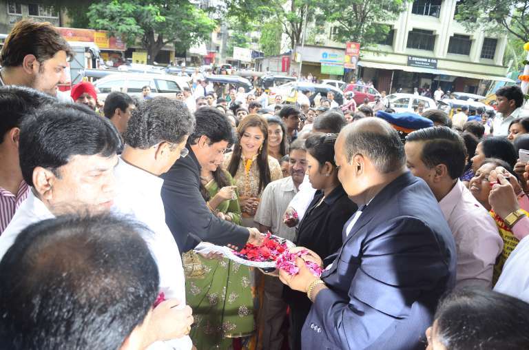 Shubham Motiwala And Jewellers Pvt. Ltd. Jewellery weddingplz