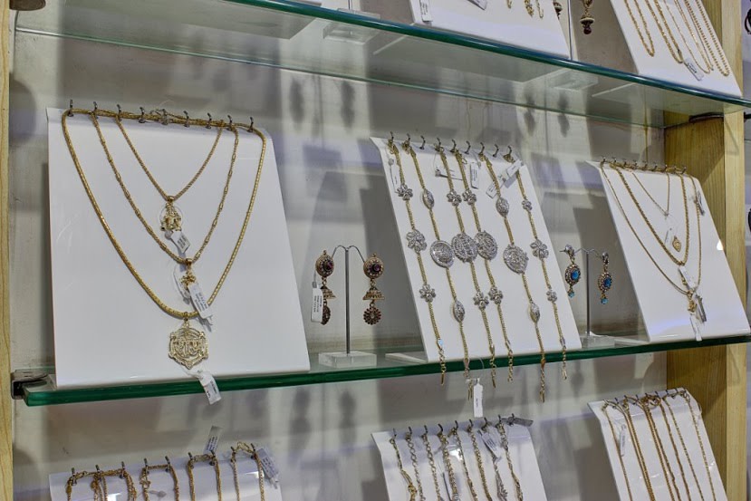 Suwarnsparsh Gems And Jewellery Pvt. Ltd. Jewellery weddingplz