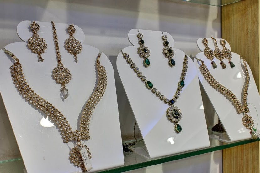 Suwarnsparsh Gems And Jewellery Pvt. Ltd. Jewellery weddingplz