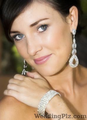 Delion Jewellery and Collection Jewellery weddingplz