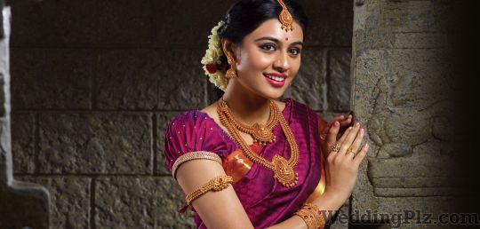 Joyalukkas Jewellery weddingplz