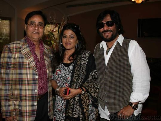 Roopkumar and Sunali Rathod Live Performers weddingplz