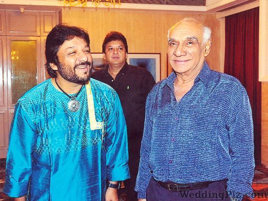 Roopkumar and Sunali Rathod Live Performers weddingplz