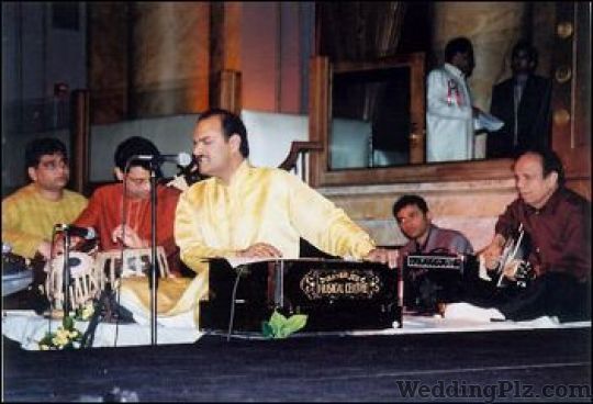 Shailendra Bhartti Live Performers weddingplz