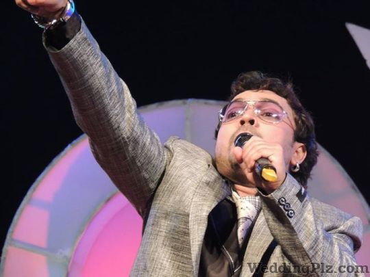 APURV SHAHH Playback Singer and Performer Live Performers weddingplz