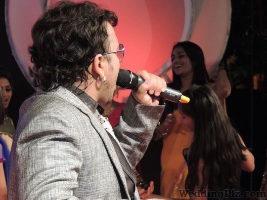 APURV SHAHH Playback Singer and Performer Live Performers weddingplz
