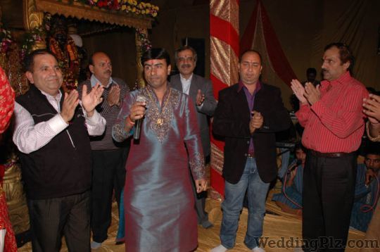 Shiv Bhardwaj and Party Live Performers weddingplz