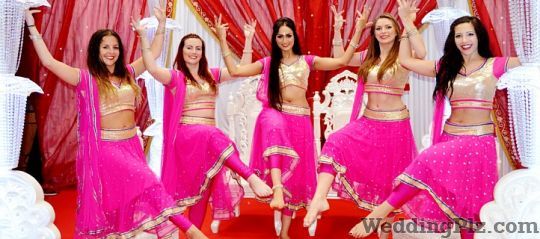 Shumbham Bhatt Punjabi Group Live Performers weddingplz