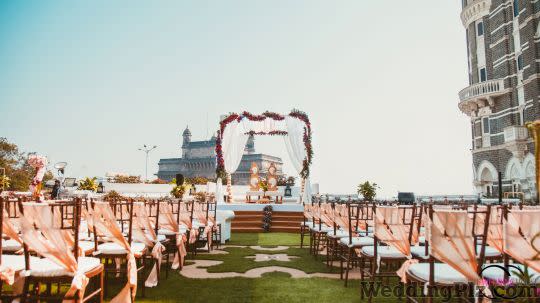 GlowShow Entertainment Live Performers weddingplz