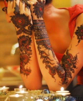 Anand Mehendi Mehndi Artists weddingplz
