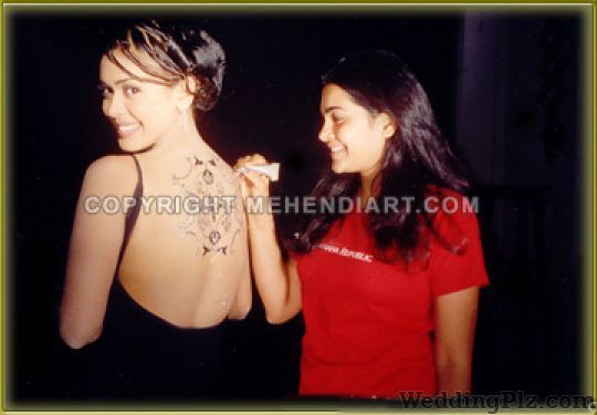 Usha and Ekta Shah Mehendi Artist Mehndi Artists weddingplz