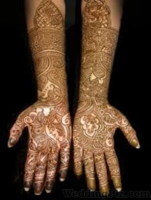 Bhavika Mehndi Designer Mehndi Artists weddingplz