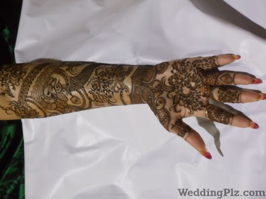Mehndi By Jayshree Mehndi Artists weddingplz