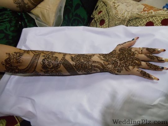 Mehndi By Jayshree Mehndi Artists weddingplz