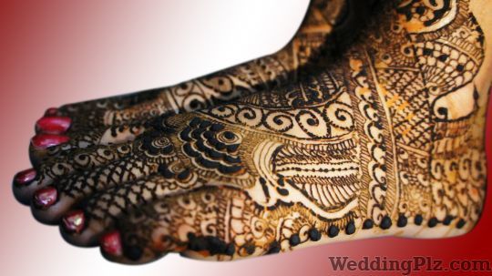 Gayatri Mehendi Artist Mehndi Artists weddingplz