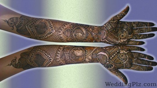 Gayatri Mehendi Artist Mehndi Artists weddingplz