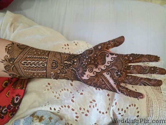 Khushbu Mehendi Designer Mehndi Artists weddingplz