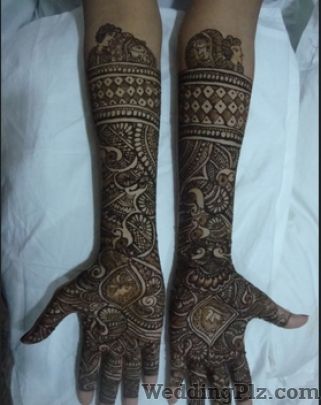 Poonam Mehendi Artist Mehndi Artists weddingplz