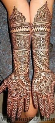 Saj Mehandi and Beauty Classes Mehndi Artists weddingplz