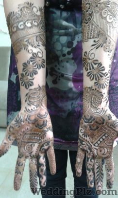 Vidhi Art Mehndi Artists weddingplz