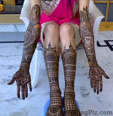 Vikas Mehandi Art and Classes Mehndi Artists weddingplz