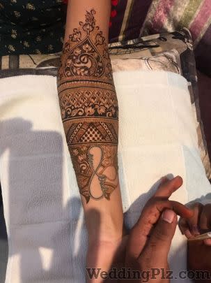 Raju Mehandi Janakpuri Mehndi Artists weddingplz