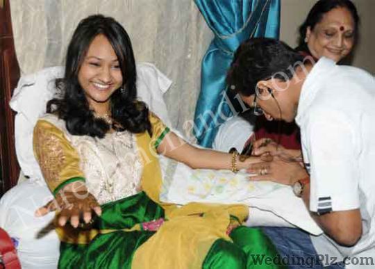 Naresh Mehendi Designer Mehndi Artists weddingplz
