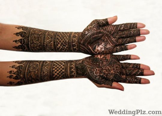 Pushpa Mehndi Arts Mehndi Artists weddingplz