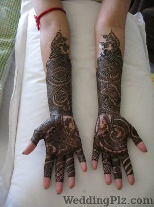 Pushpa Mehndi Arts Mehndi Artists weddingplz