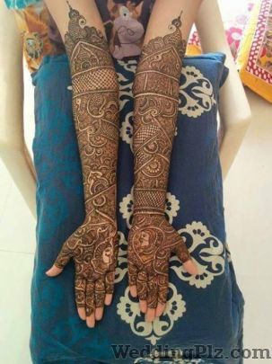 Ajay Mahndi and Tattoo Art Mehndi Artists weddingplz
