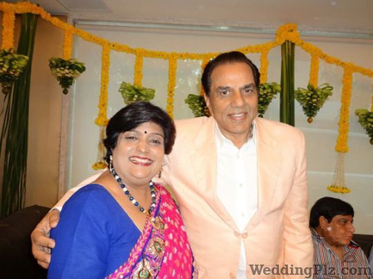 Veena Nagda Mehndi Artists weddingplz