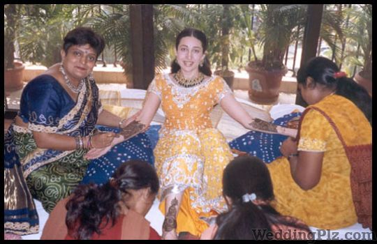 Veena Nagda Mehndi Artists weddingplz