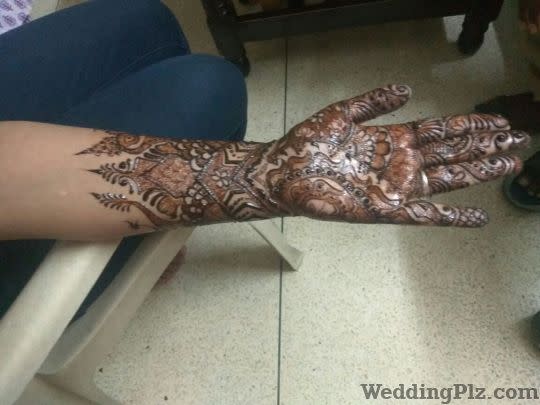 Ajay Mehandi Art by A K Sharma Mehndi Artists weddingplz