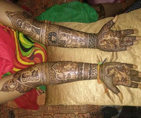 Ravi Mehandi Wala Mehndi Artists weddingplz