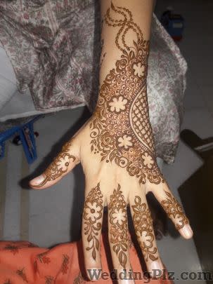 Shilpa Mehandi Art Mehndi Artists weddingplz