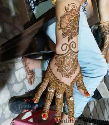 Rakesh Mehndi Art Mehndi Artists weddingplz