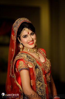 Mandhir Pictography Photographers and Videographers weddingplz