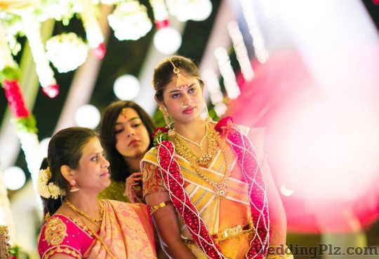 Atul Pratap Chauhan Photographers and Videographers weddingplz