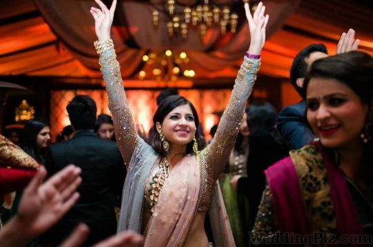 Atul Pratap Chauhan Photographers and Videographers weddingplz